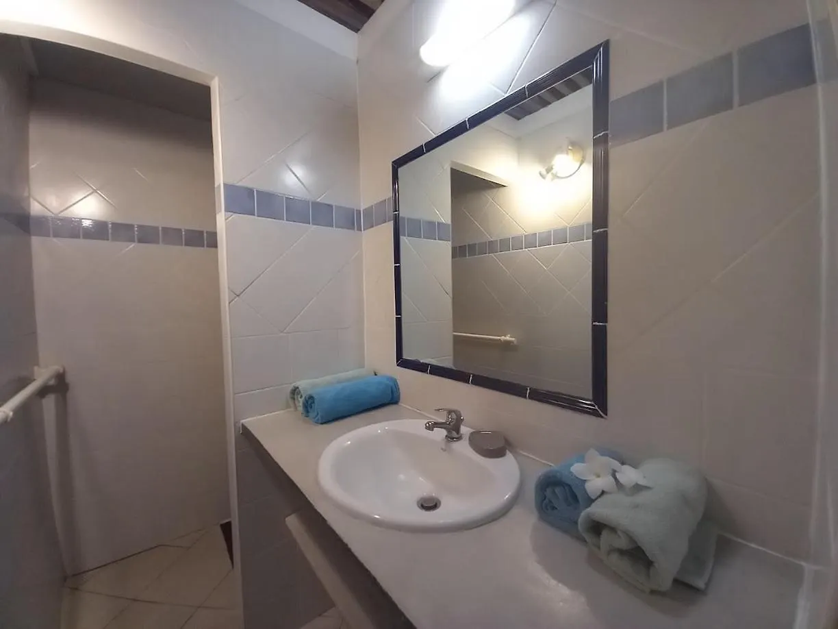 شقة Ti Paradis Gite A 200 M Plage De Grande Anse ديساي غوادلوب
