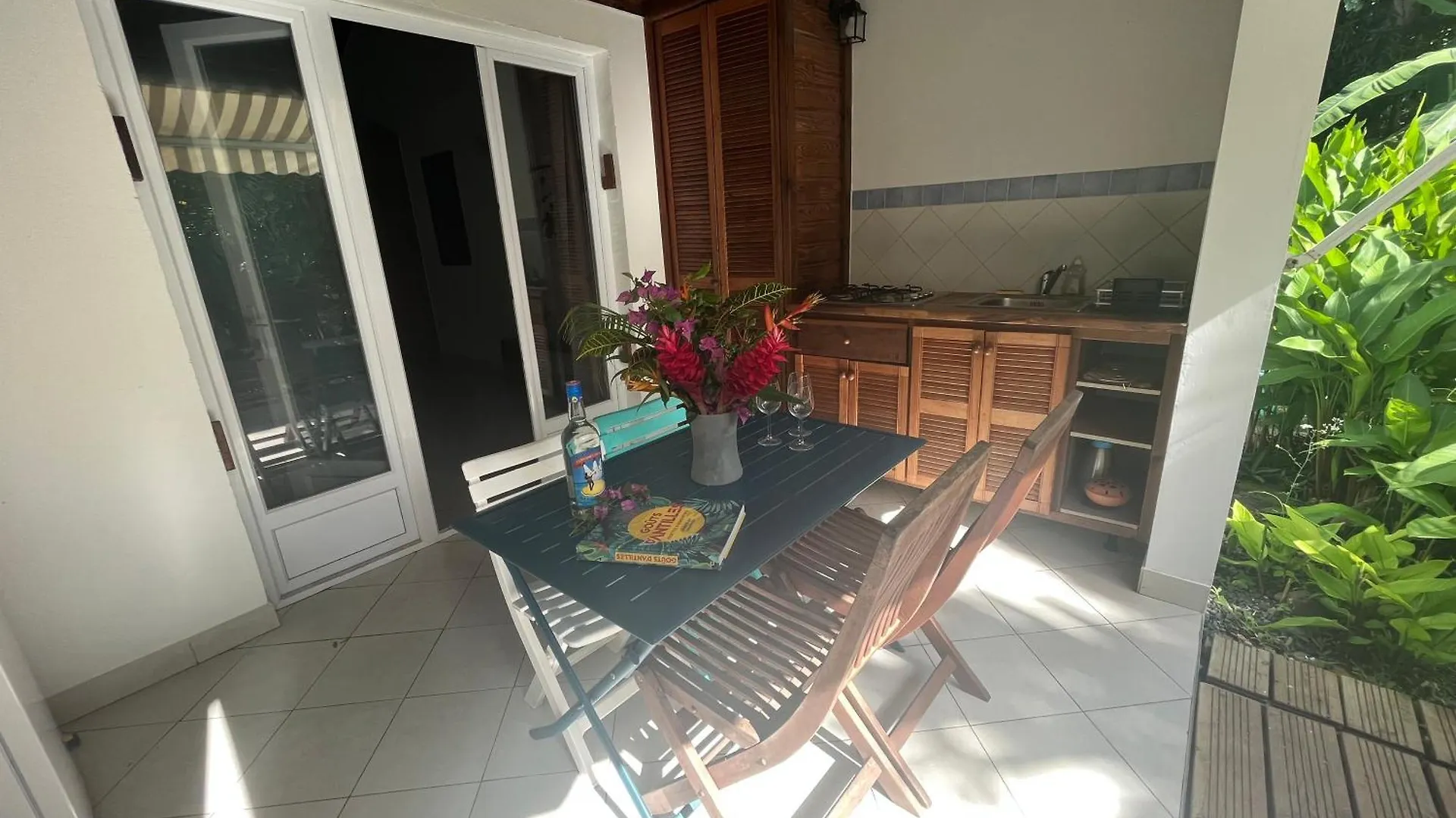 Ti Paradis Gite A 200 M Plage De Grande Anse ديساي